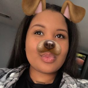 Meet your Posher, Jasmine